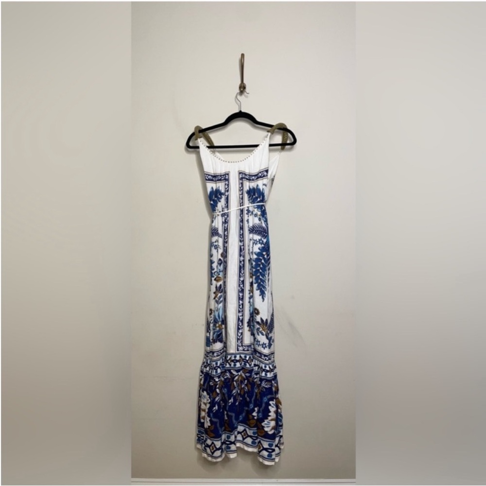 FARM Rio Off-White Ana Tapestry Fish Strap
Maxi Dress - Picture 8 of 10